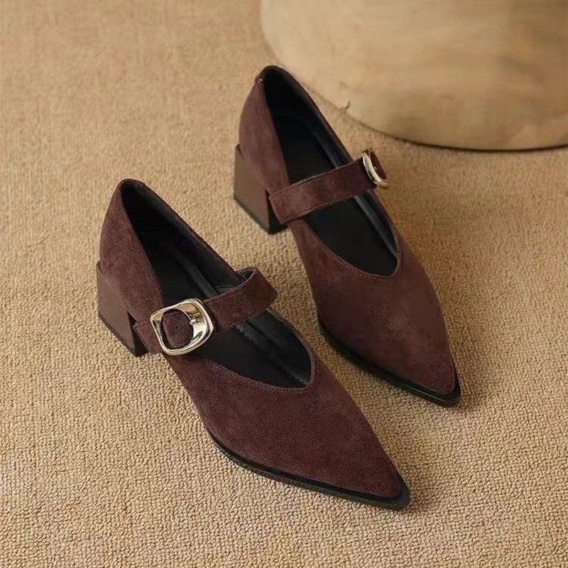 รองเท้าส้นบล็อกสไตล์วินเทจสำหร - Vintage Fashion Online บทวิจารณ์และราคา
