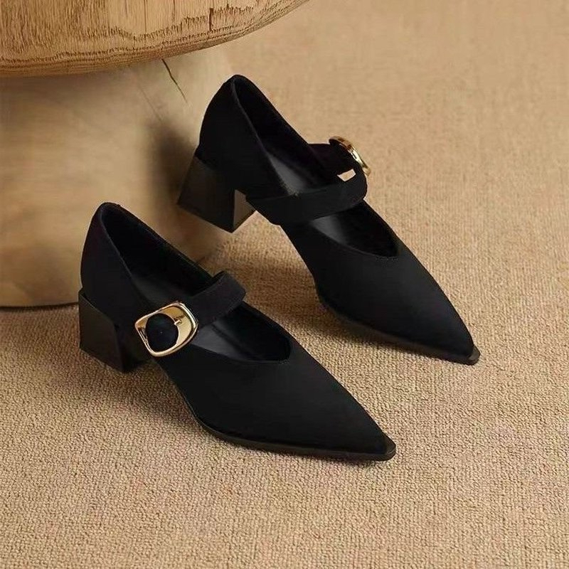 รองเท้าส้นบล็อกสไตล์วินเทจสำหร - Vintage Fashion Online บทวิจารณ์และราคา