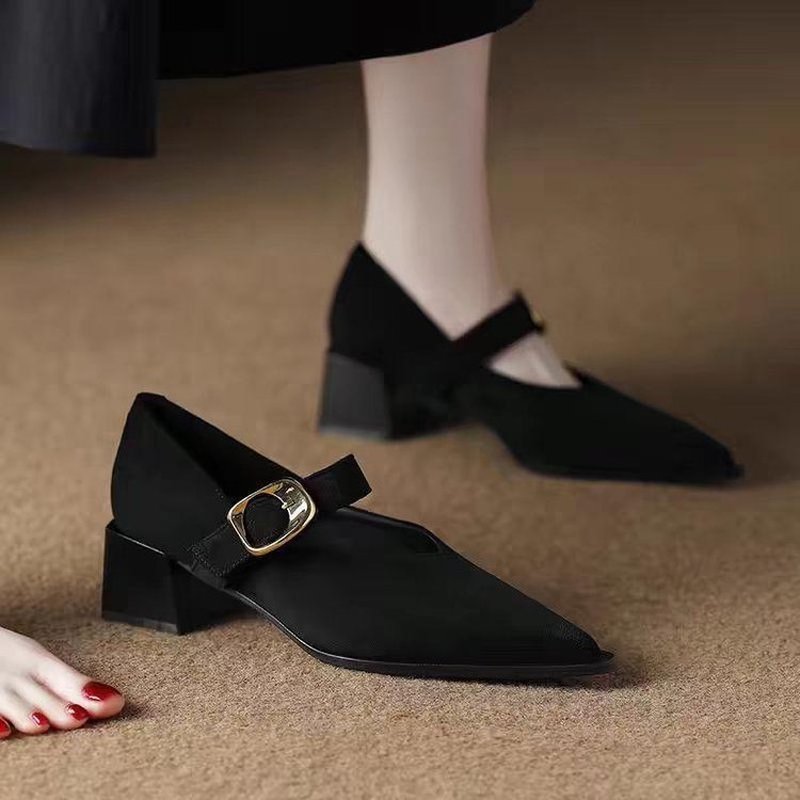รองเท้าส้นบล็อกสไตล์วินเทจสำหร - Vintage Fashion Online บทวิจารณ์และราคา